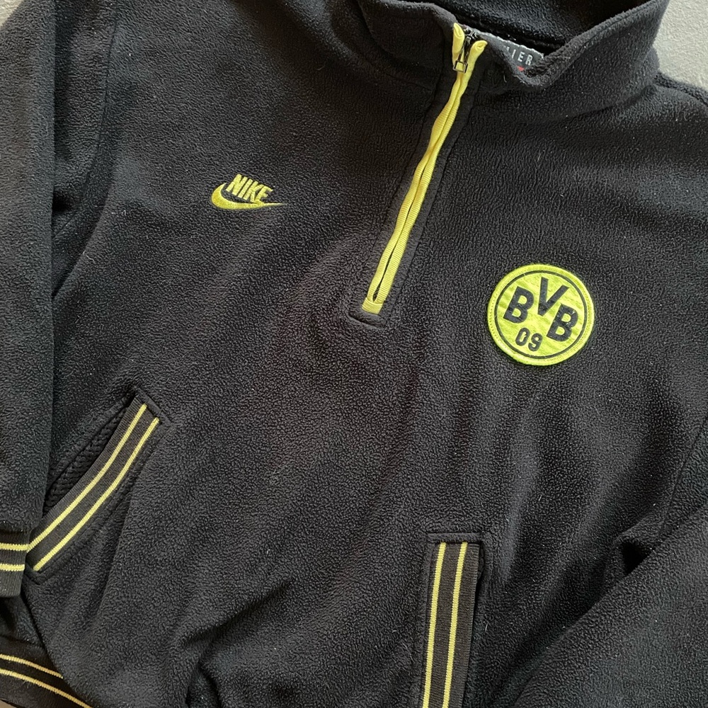 *SOLD* BORUSSIA DORTMUND NIKE PREMIER FLEECE - Picture 3 of 9